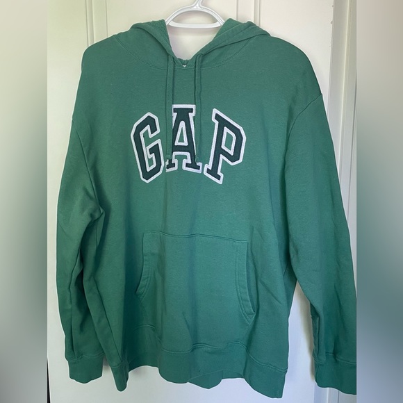 GAP Women’s Arch Logo Hoodie - Picture 2 of 4